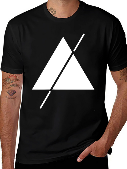 Minimalist Triangle Slash Graphic T-Shirt - Black