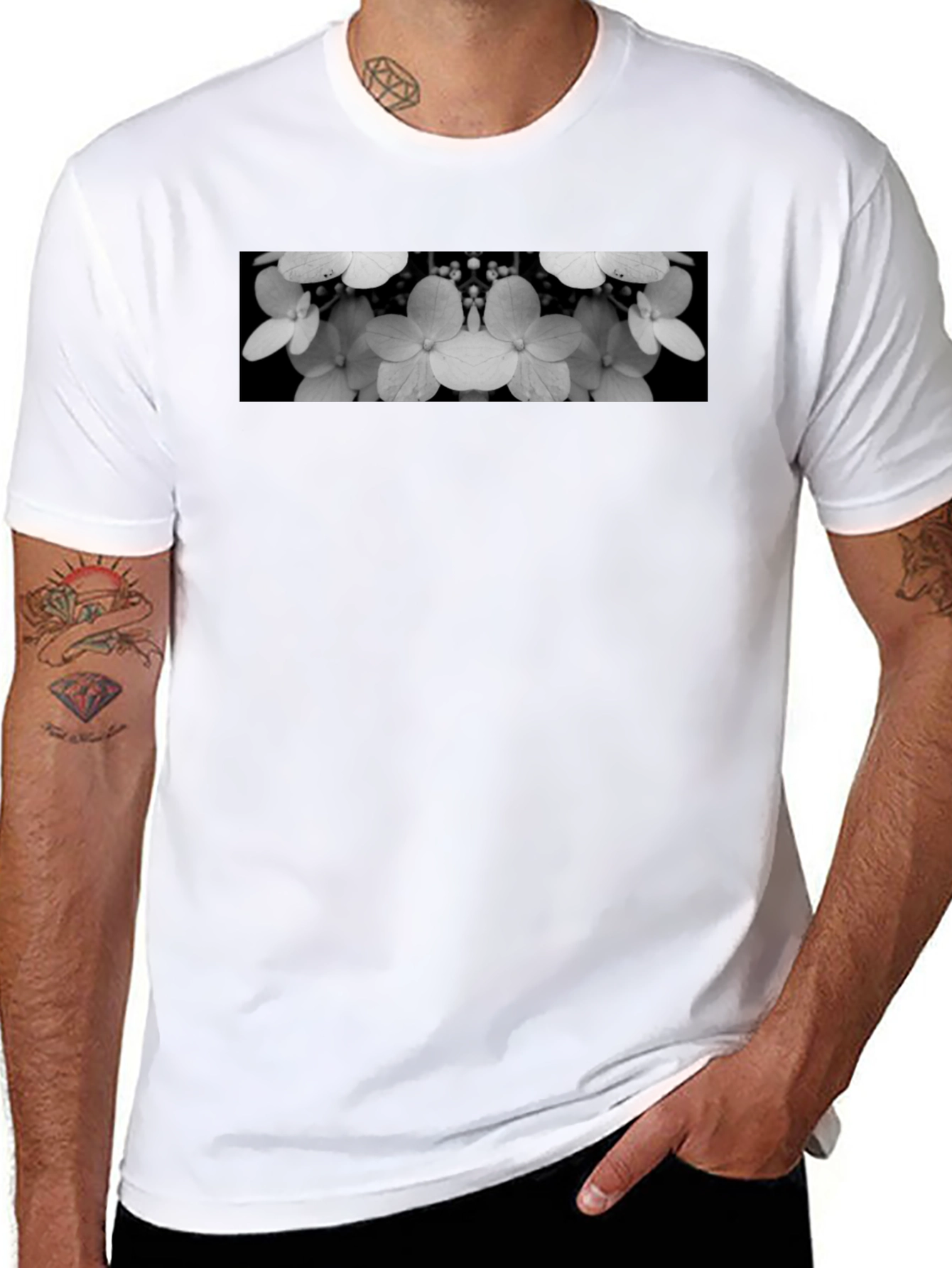 Black Floral Print Tee - Modern Style