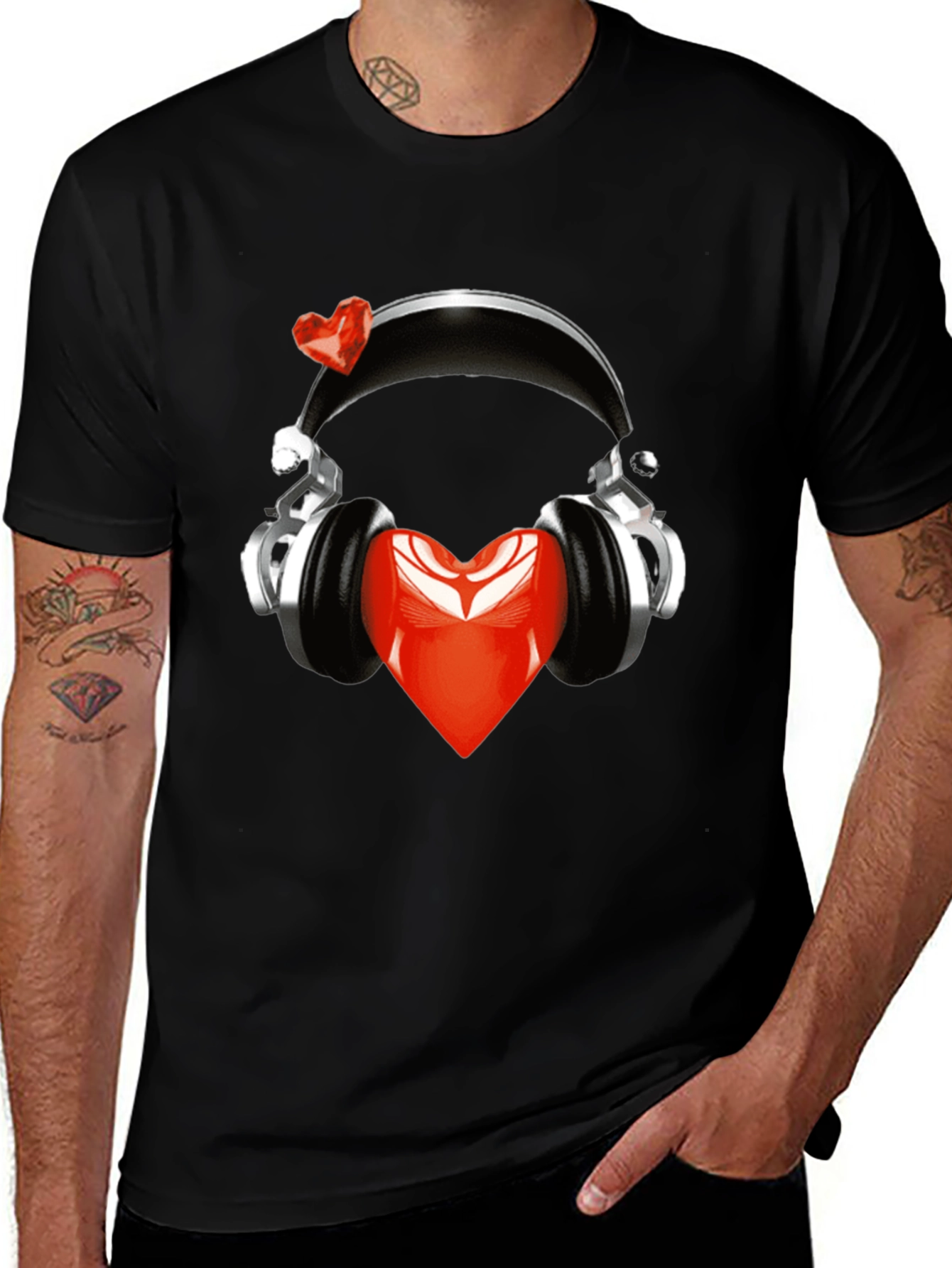 Heart Headphones Black T-Shirt - Music Lover Fashion