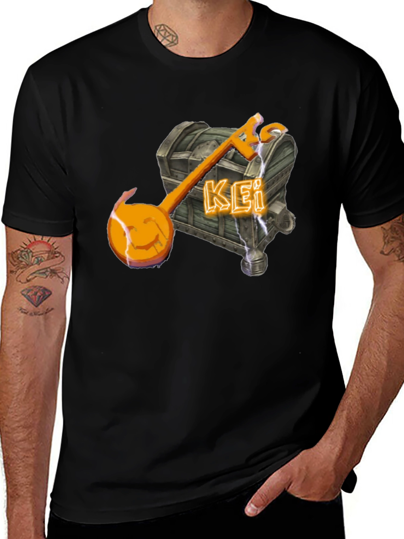 Unique Kei Chest & Key T-Shirt - Black
