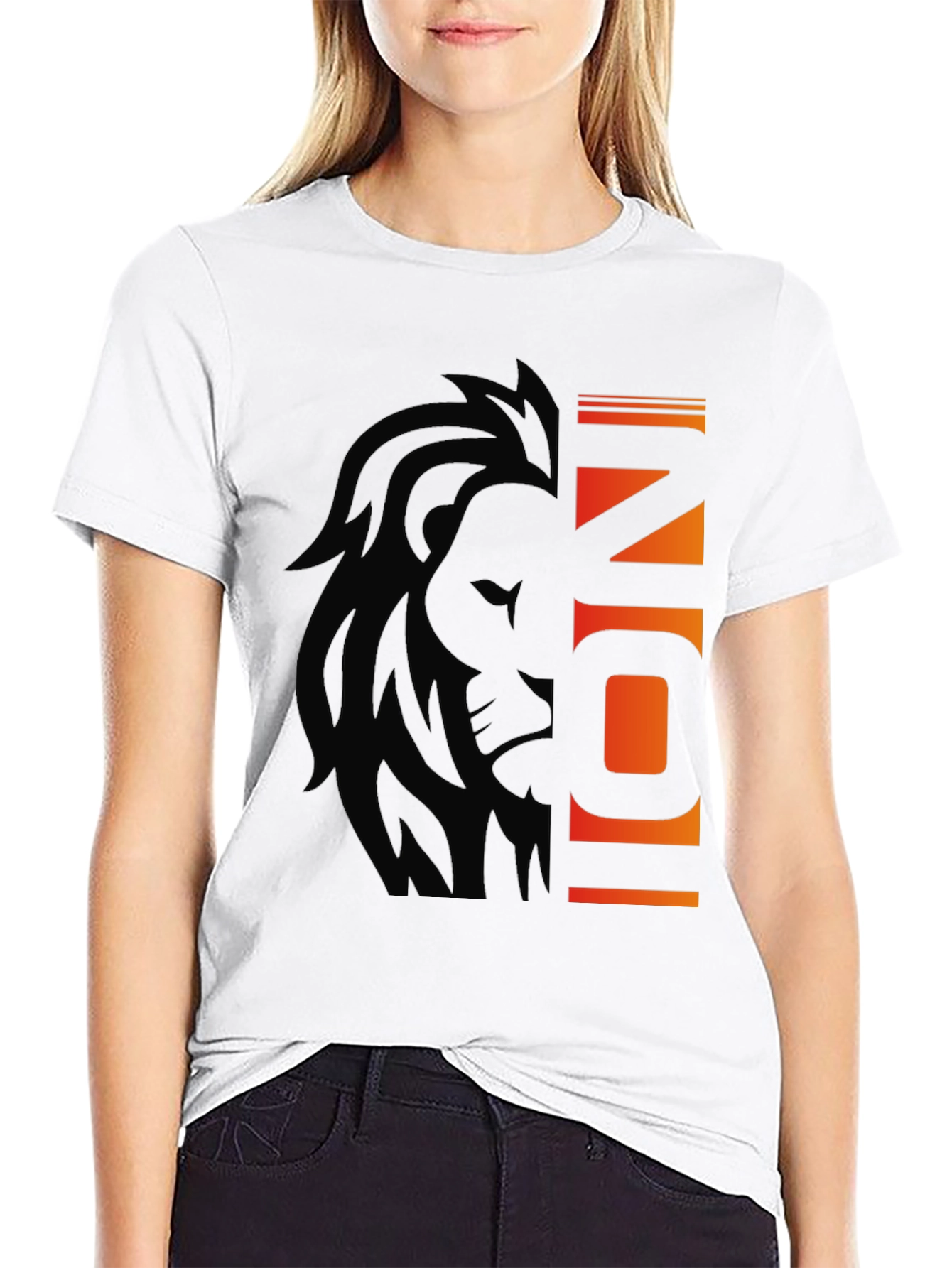 Iconic Lion Graphic Tee - Stylish Mens Black T-Shirt