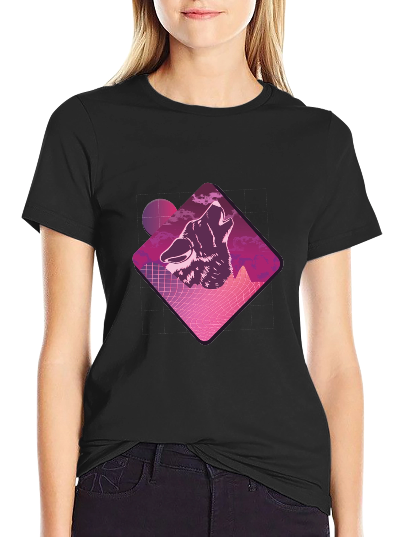 Retro Wolf Graphic Tee - Black Crew Neck T-Shirt