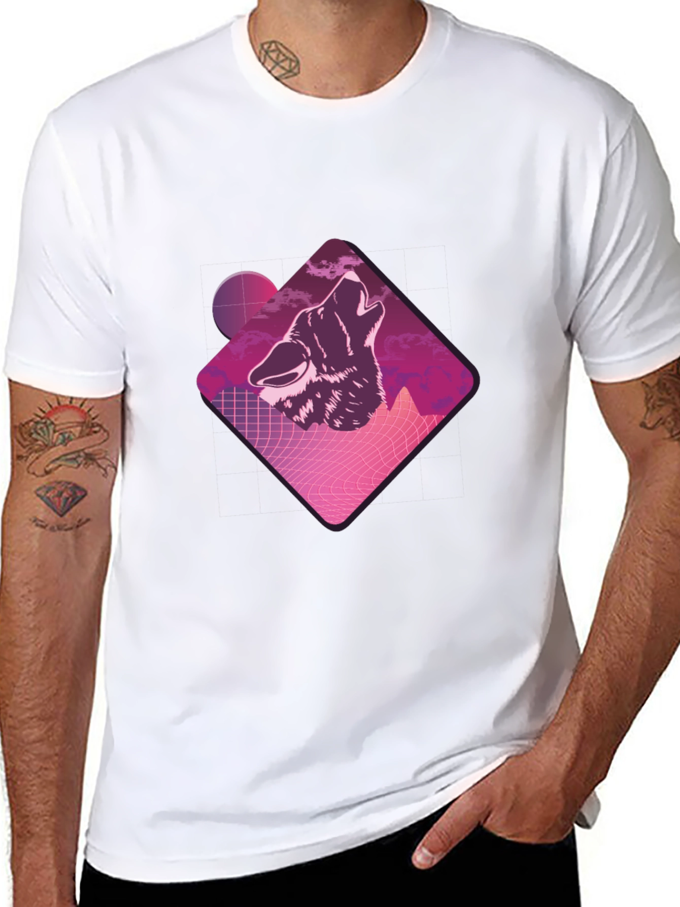 Retro Wolf Graphic Tee - Black Crew Neck T-Shirt