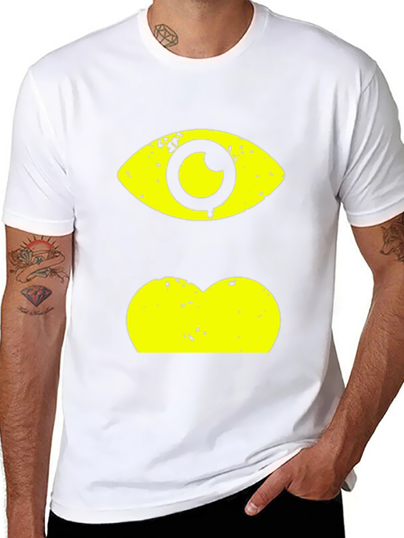 Eye & Lips Graphic Black T-Shirt