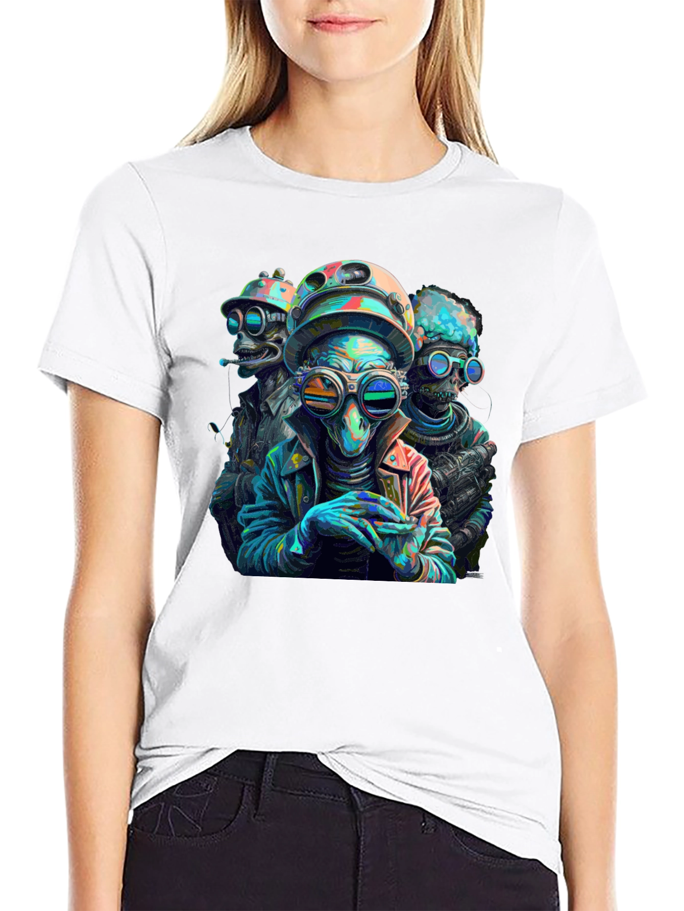 Alien Crew Graphic Tee - Sci-Fi Style