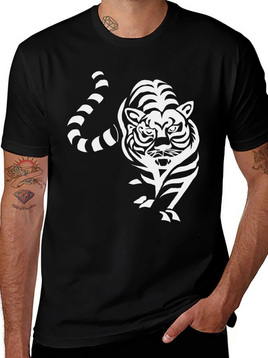Tiger Graphic Print Tee - Stylish Black T-Shirt