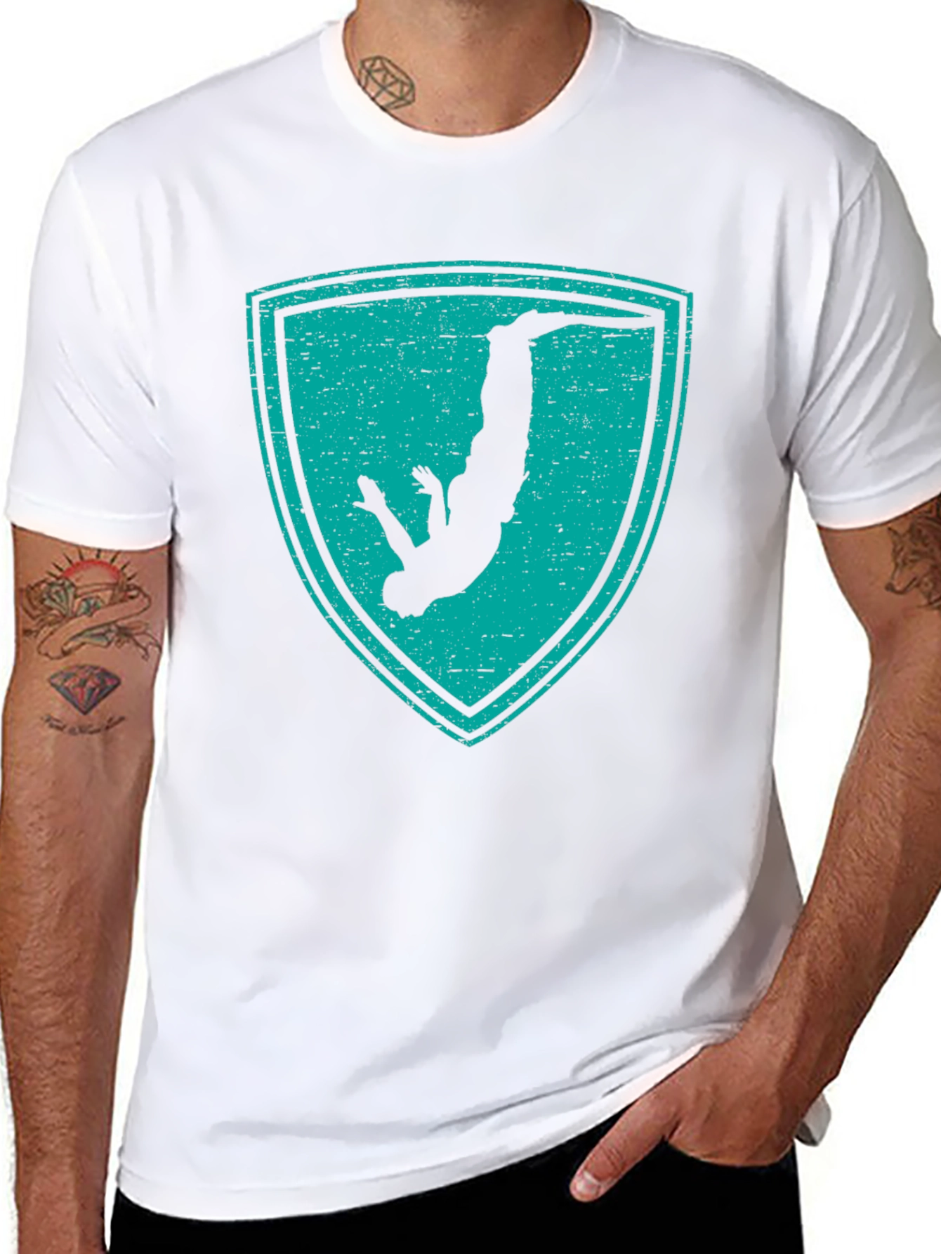 Parkour Silhouette Shield Graphic T-Shirt - Black