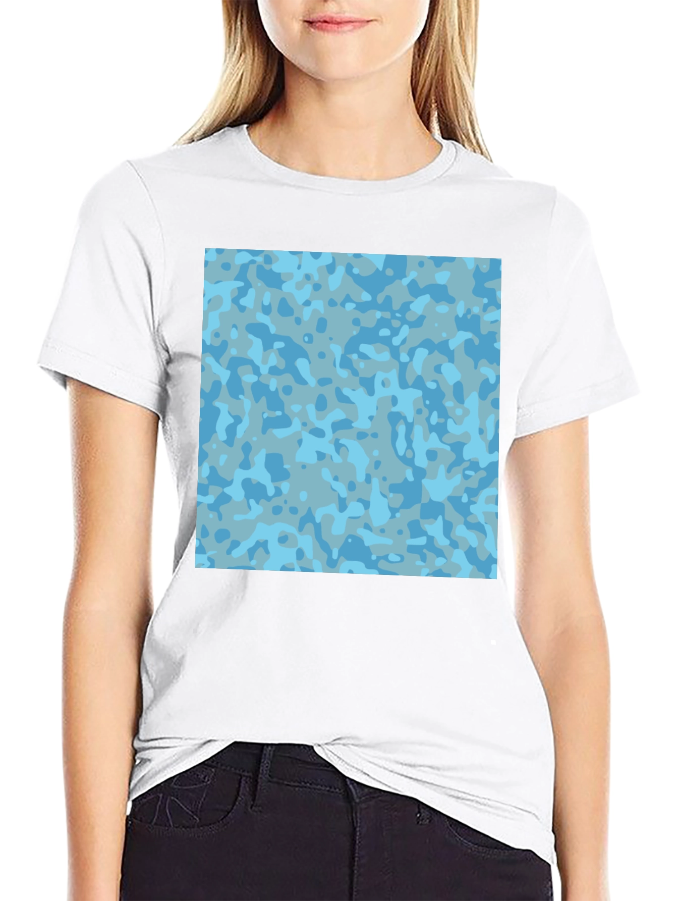 Urban Camo Tee - Stylish Black T-Shirt