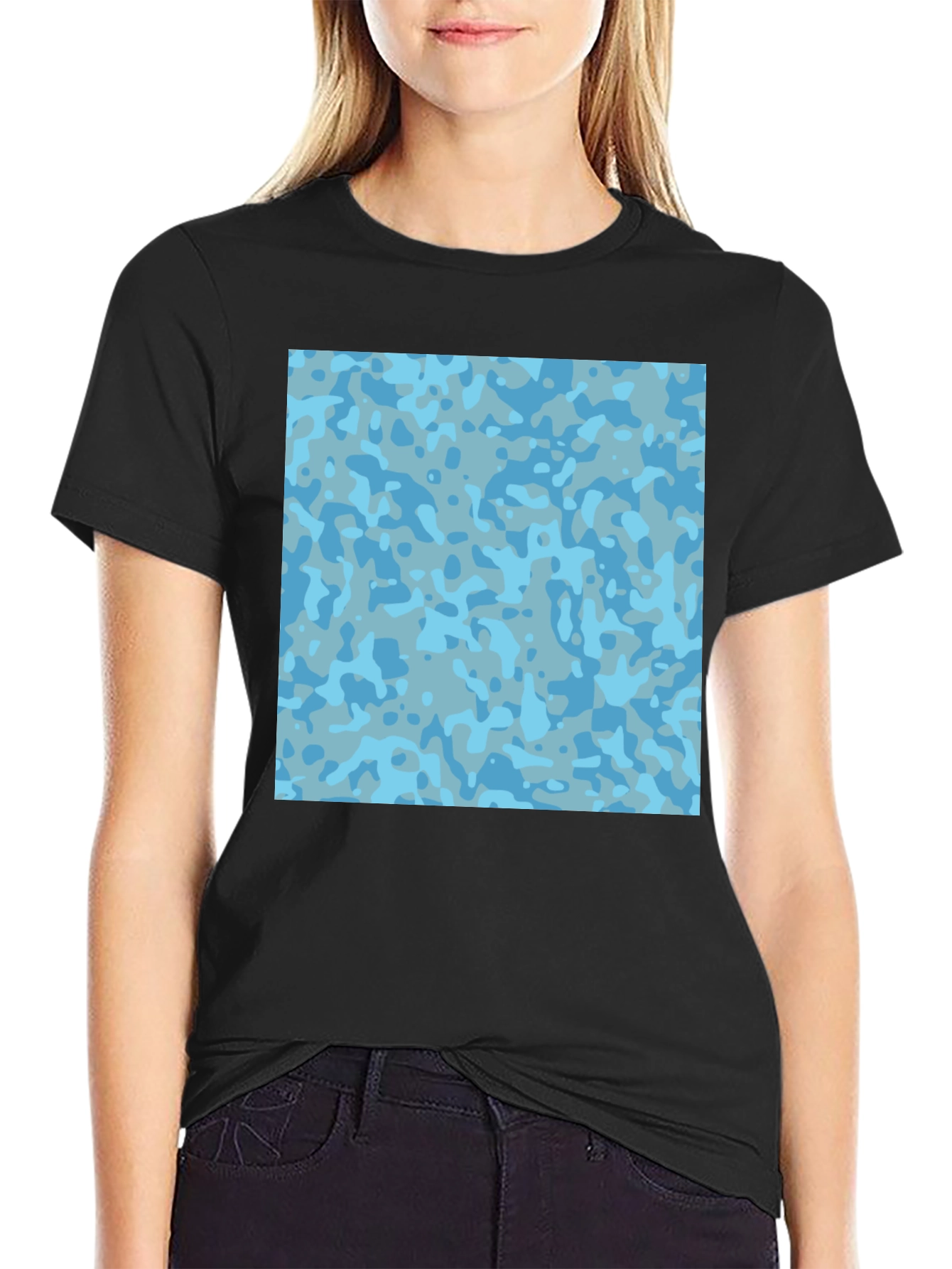 Urban Camo Tee - Stylish Black T-Shirt