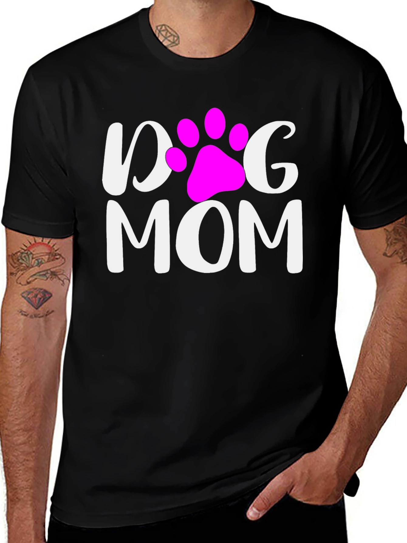 Dog Mom Graphic T-Shirt
